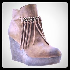 Fringe wedge booties